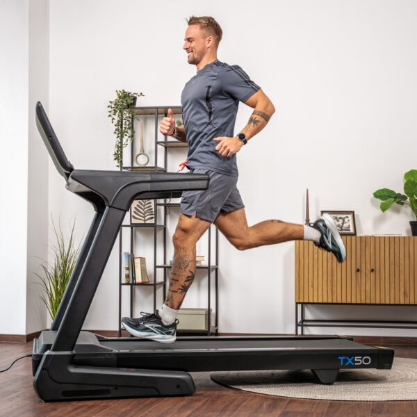 cardiostrong Laufband TX50