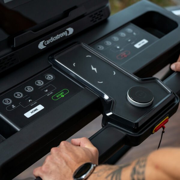 cardiostrong Laufband TX50